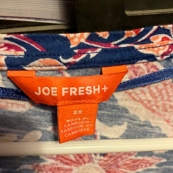 Joe fresh light tshirt - Picture 2 of 2